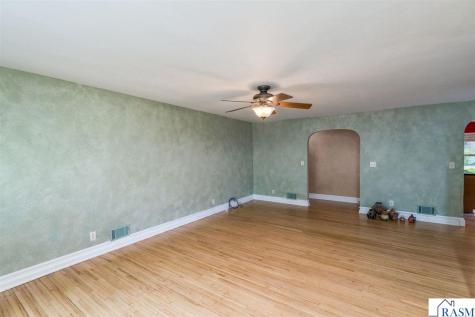 113 Hazel Street Mankato MN 56001