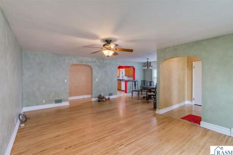 113 Hazel Street Mankato MN 56001