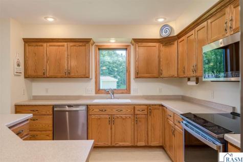 18 Columbia Court North Mankato MN 56003