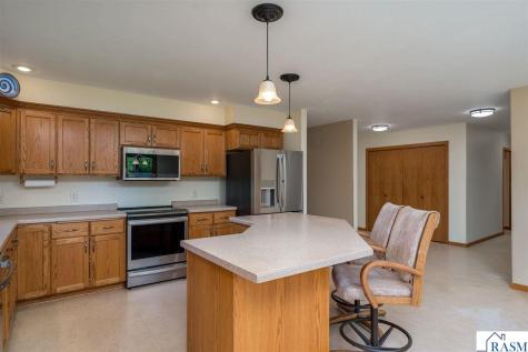 18 Columbia Court North Mankato MN 56003