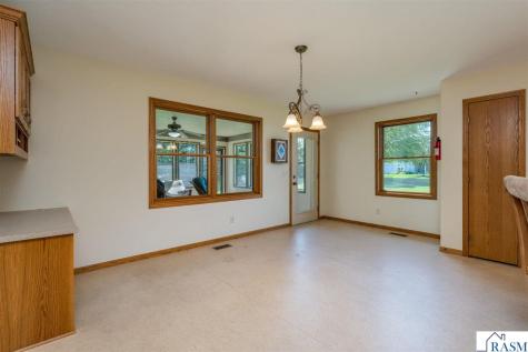 18 Columbia Court North Mankato MN 56003