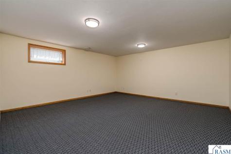 18 Columbia Court North Mankato MN 56003