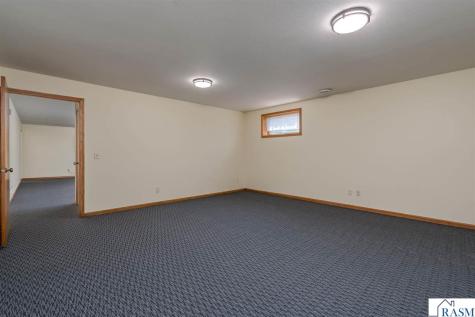 18 Columbia Court North Mankato MN 56003