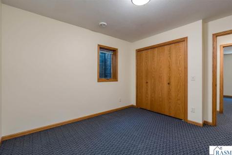 18 Columbia Court North Mankato MN 56003