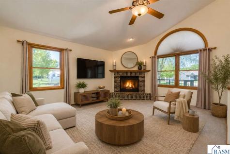 18 Columbia Court North Mankato MN 56003