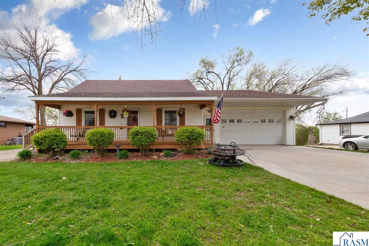 530 S 4th Street Le Sueur MN 56058