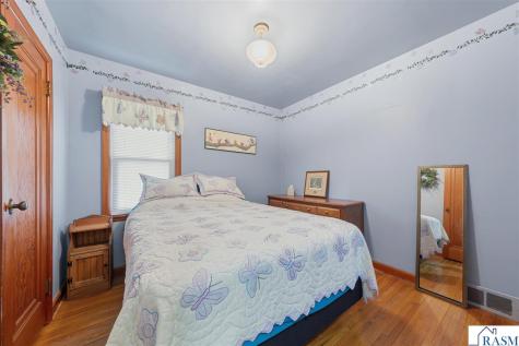 530 S 4th Street Le Sueur MN 56058