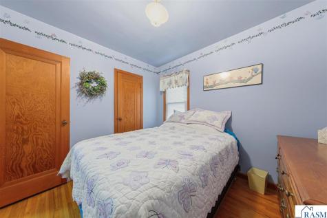 530 S 4th Street Le Sueur MN 56058