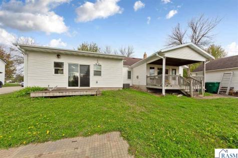 530 S 4th Street Le Sueur MN 56058