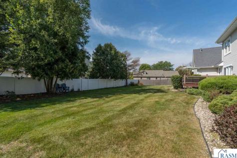 205 Mayan Way Mankato MN 56001