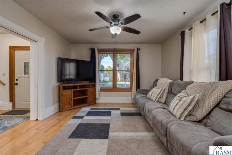 426 Nicollet Avenue North Mankato MN 56003