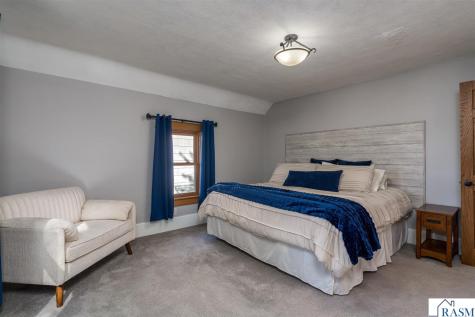 426 Nicollet Avenue North Mankato MN 56003