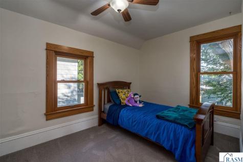 426 Nicollet Avenue North Mankato MN 56003