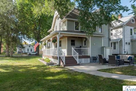 426 Nicollet Avenue North Mankato MN 56003