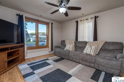 426 Nicollet Avenue North Mankato MN 56003