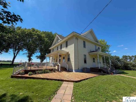 38575 280th Street Henderson MN 56044