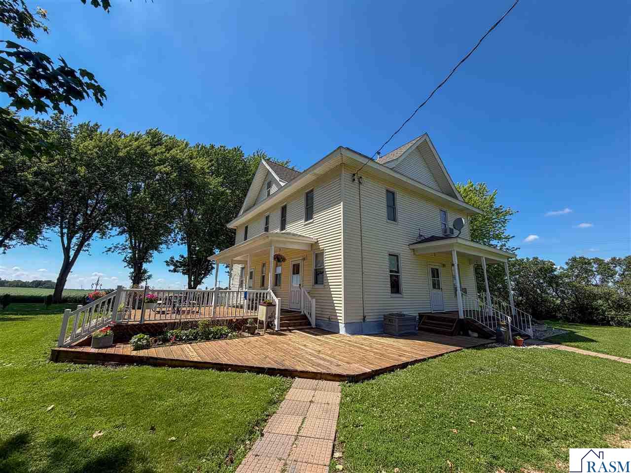 38575 280th Street Henderson MN 56044