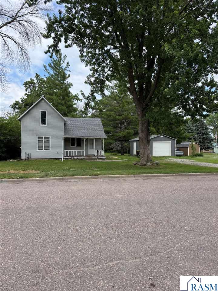 616 N Dewey Street Fairmont MN 56031