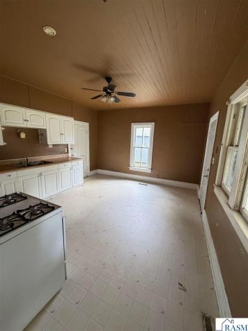 616 N Dewey Street Fairmont MN 56031