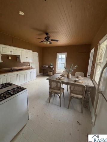 616 N Dewey Street Fairmont MN 56031