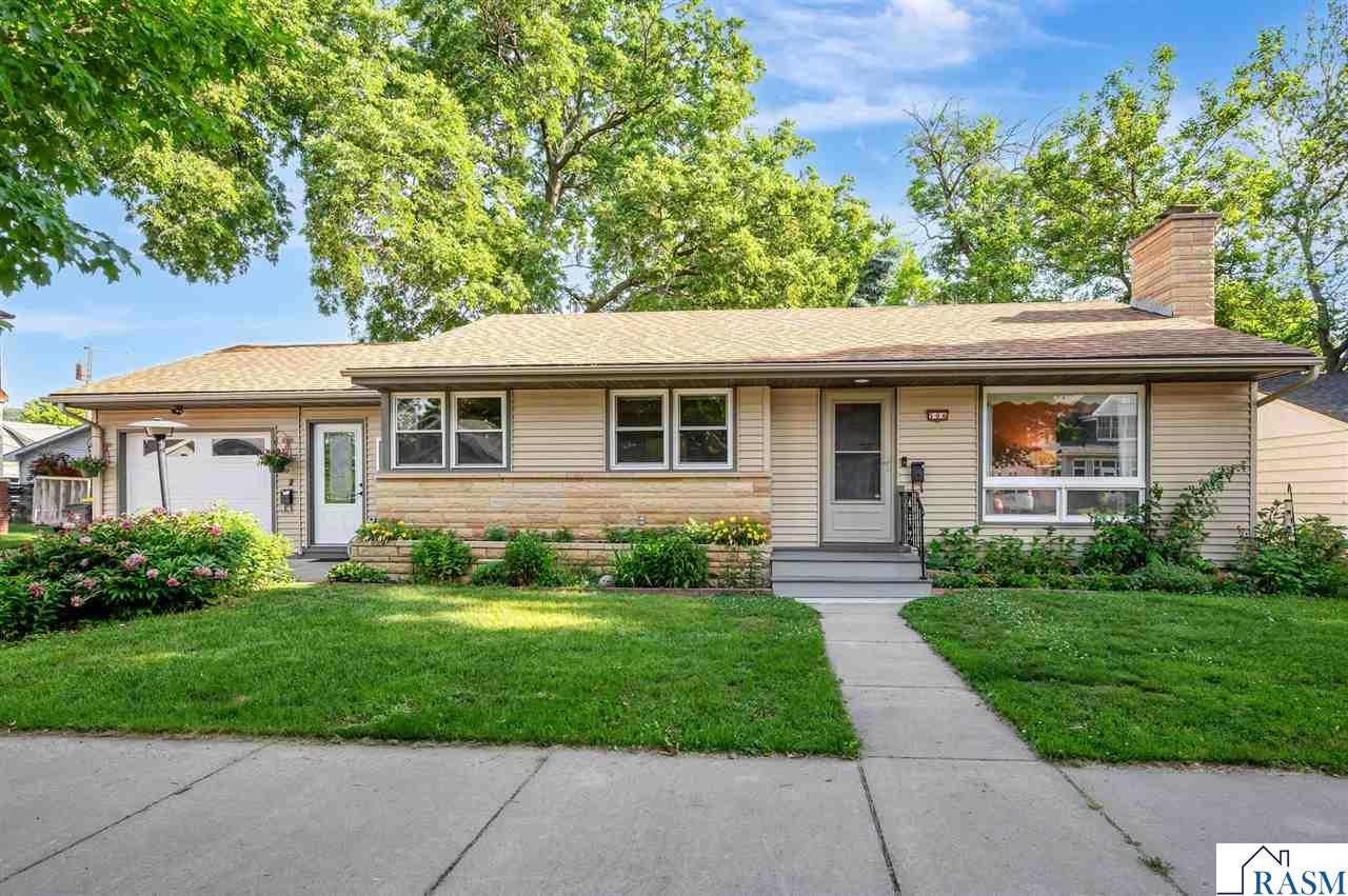 506 Wheeler Avenue North Mankato MN 56003