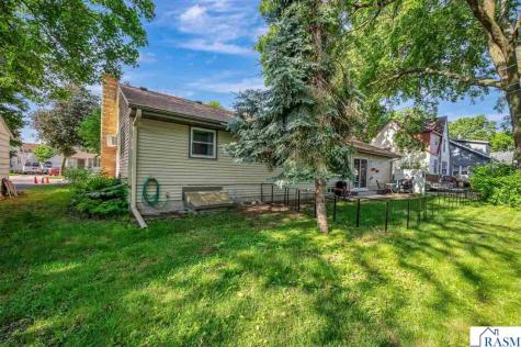 506 Wheeler Avenue North Mankato MN 56003