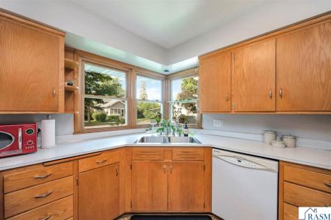 506 Wheeler Avenue North Mankato MN 56003