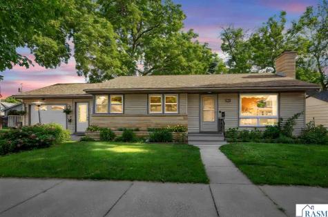 506 Wheeler Avenue North Mankato MN 56003