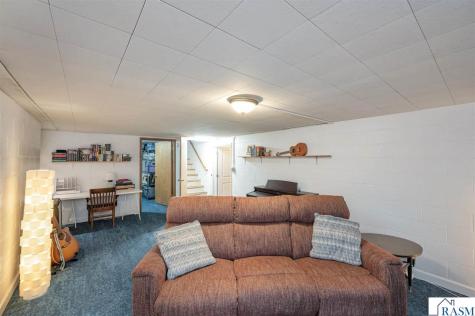 506 Wheeler Avenue North Mankato MN 56003