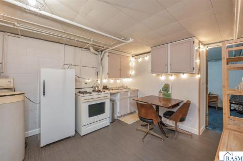 506 Wheeler Avenue North Mankato MN 56003