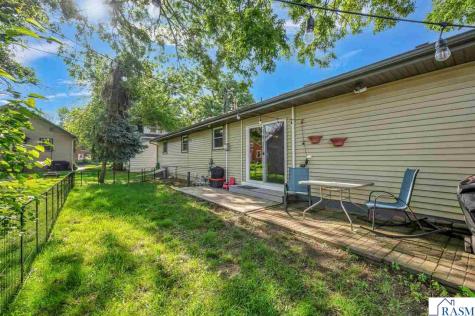 506 Wheeler Avenue North Mankato MN 56003