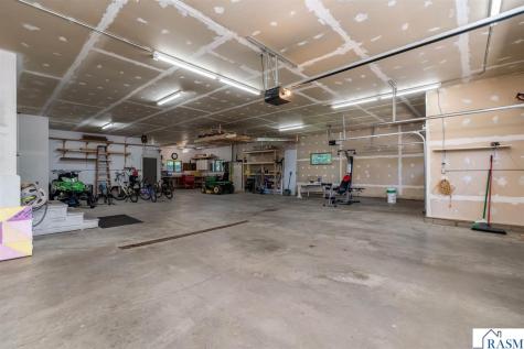 125 Celestine Circle Mankato MN 56001