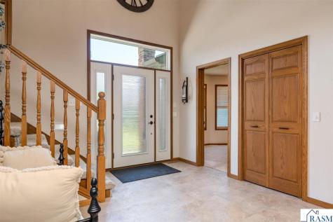 125 Celestine Circle Mankato MN 56001