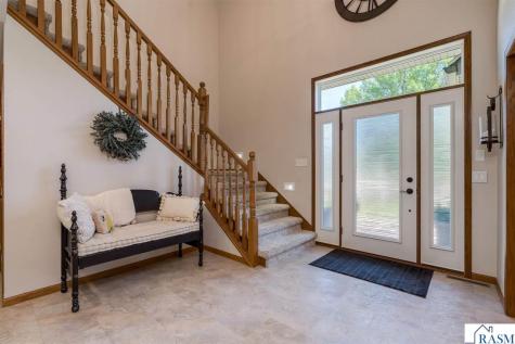 125 Celestine Circle Mankato MN 56001