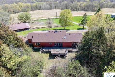29558 Pumpkin Hill Road Le Sueur MN 56058