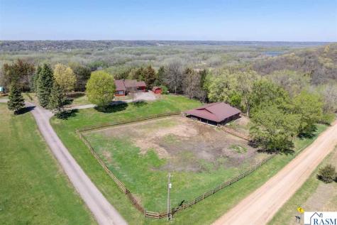 29558 Pumpkin Hill Road Le Sueur MN 56058