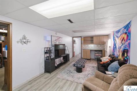 1213 NW 3rd Street Waseca MN 56093