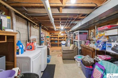 1213 NW 3rd Street Waseca MN 56093