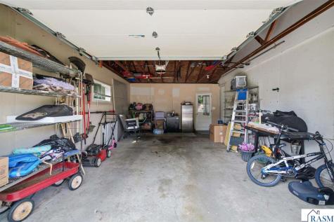 1213 NW 3rd Street Waseca MN 56093
