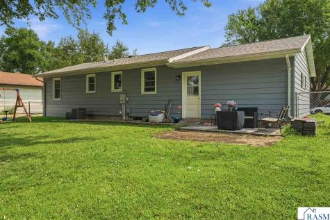 1213 NW 3rd Street Waseca MN 56093