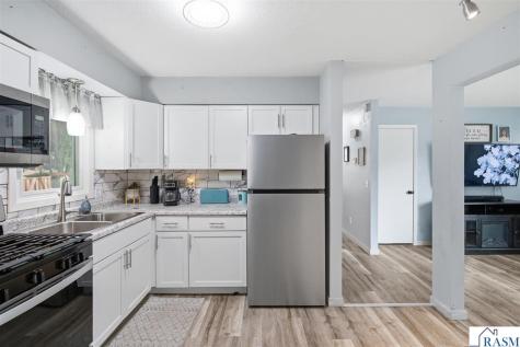 1213 NW 3rd Street Waseca MN 56093
