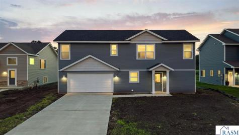 2021 Aster Lane Mankato MN 56001