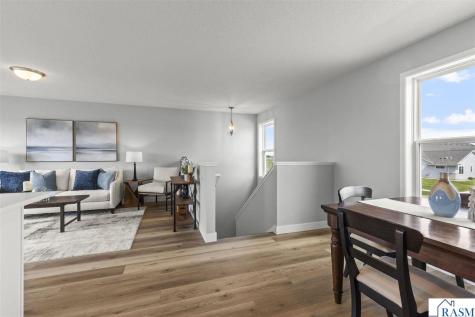 2021 Aster Lane Mankato MN 56001