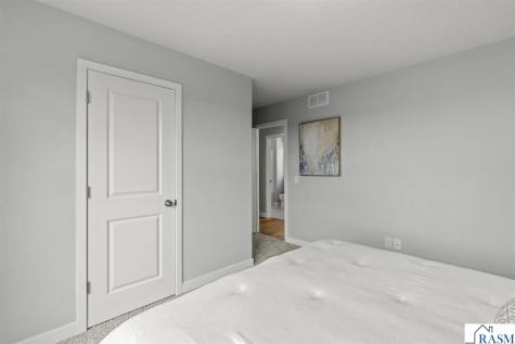 2021 Aster Lane Mankato MN 56001