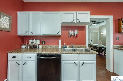 428 W Broadway Avenue St. Peter MN 56082
