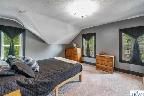 428 W Broadway Avenue St. Peter MN 56082
