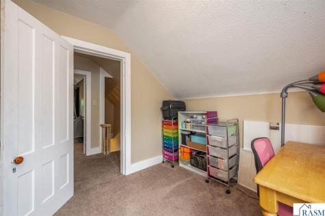 428 W Broadway Avenue St. Peter MN 56082