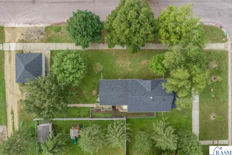 428 W Broadway Avenue St. Peter MN 56082