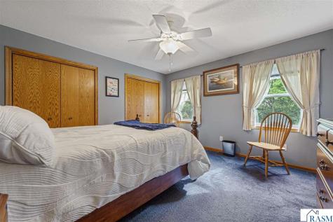 308 Meadow Woods Drive Mankato MN 56001