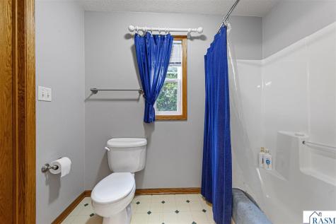 308 Meadow Woods Drive Mankato MN 56001